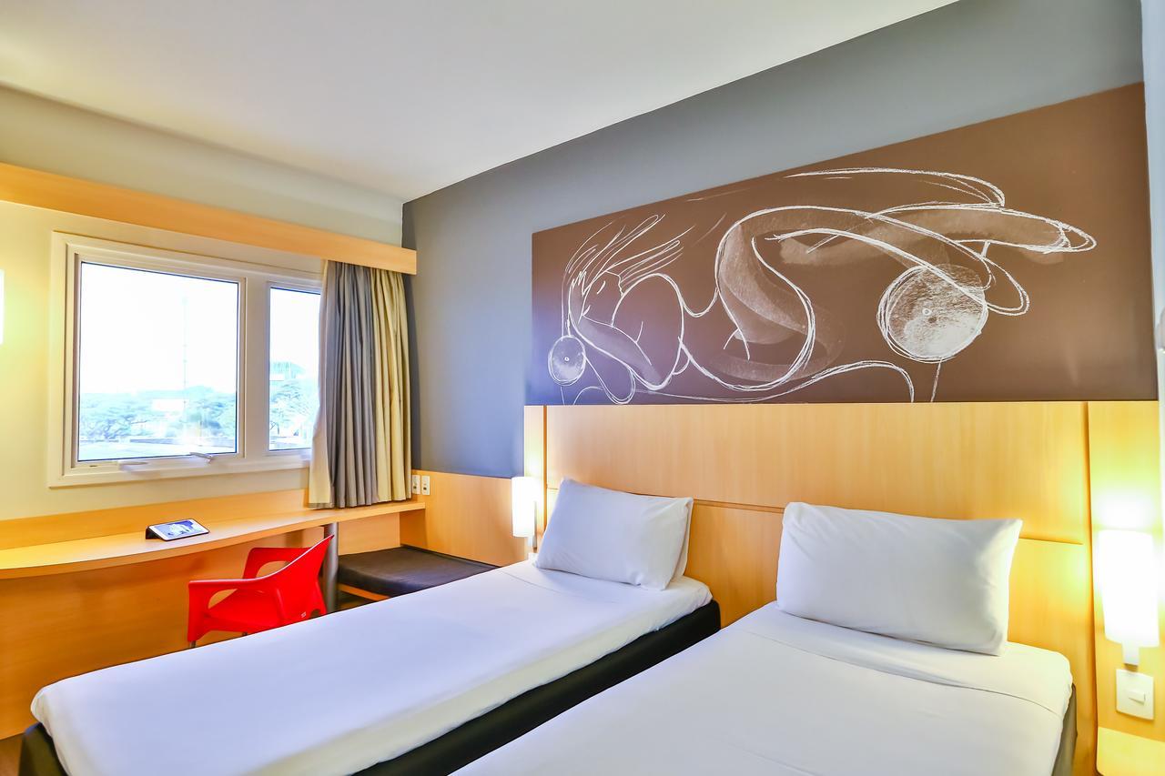 Hotel Ibis Goiânia Habitación foto